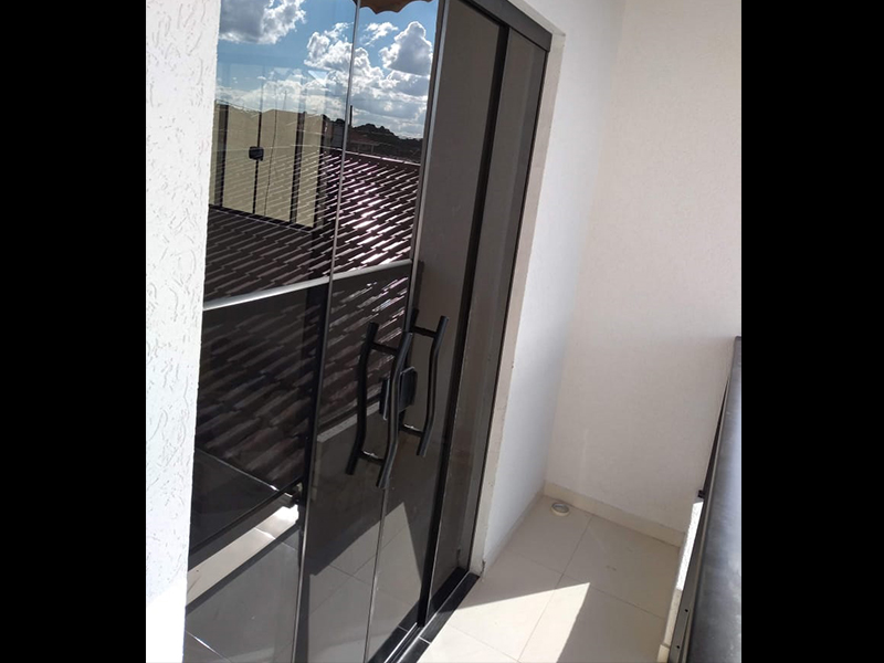 Design pisos e decorações - Pisos laminados e vinílicos