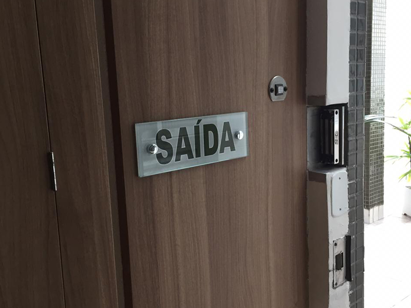Design pisos e decorações - Pisos laminados e vinílicos