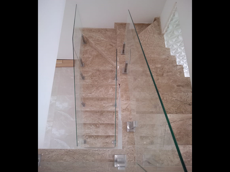Design pisos e decorações - Pisos laminados e vinílicos